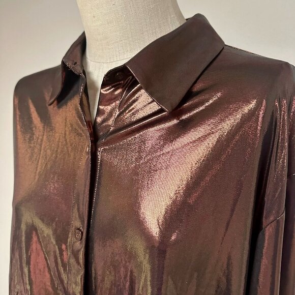 *NEW* BiBi Shine Buttondown - Picture 5 of 10